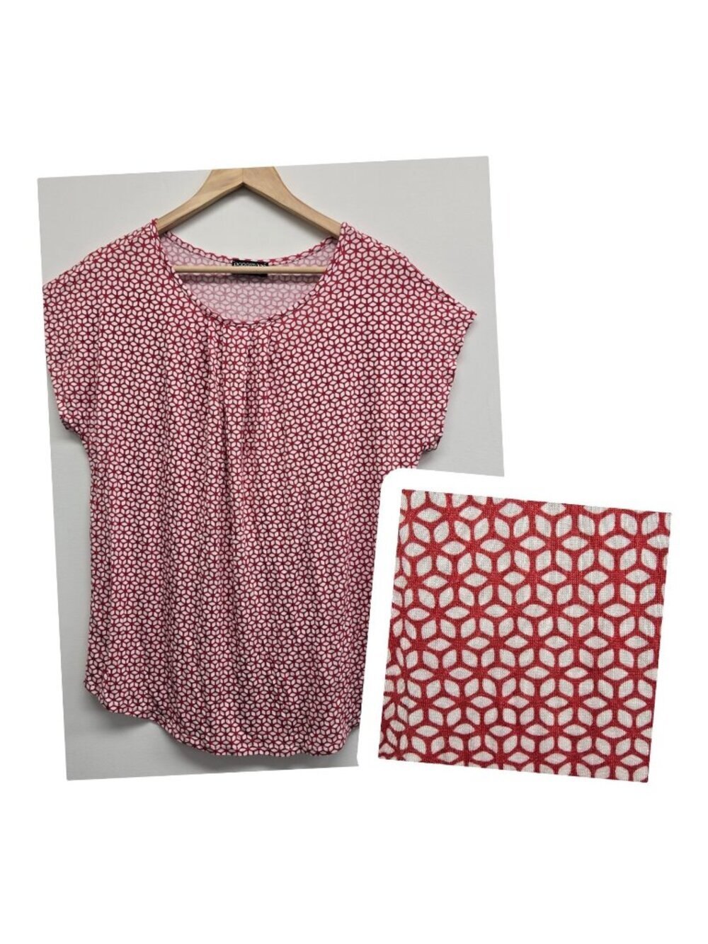 Stitch Fix Papermoon Womens Large? Geometric Blouse Top Stretch Pleated Detail